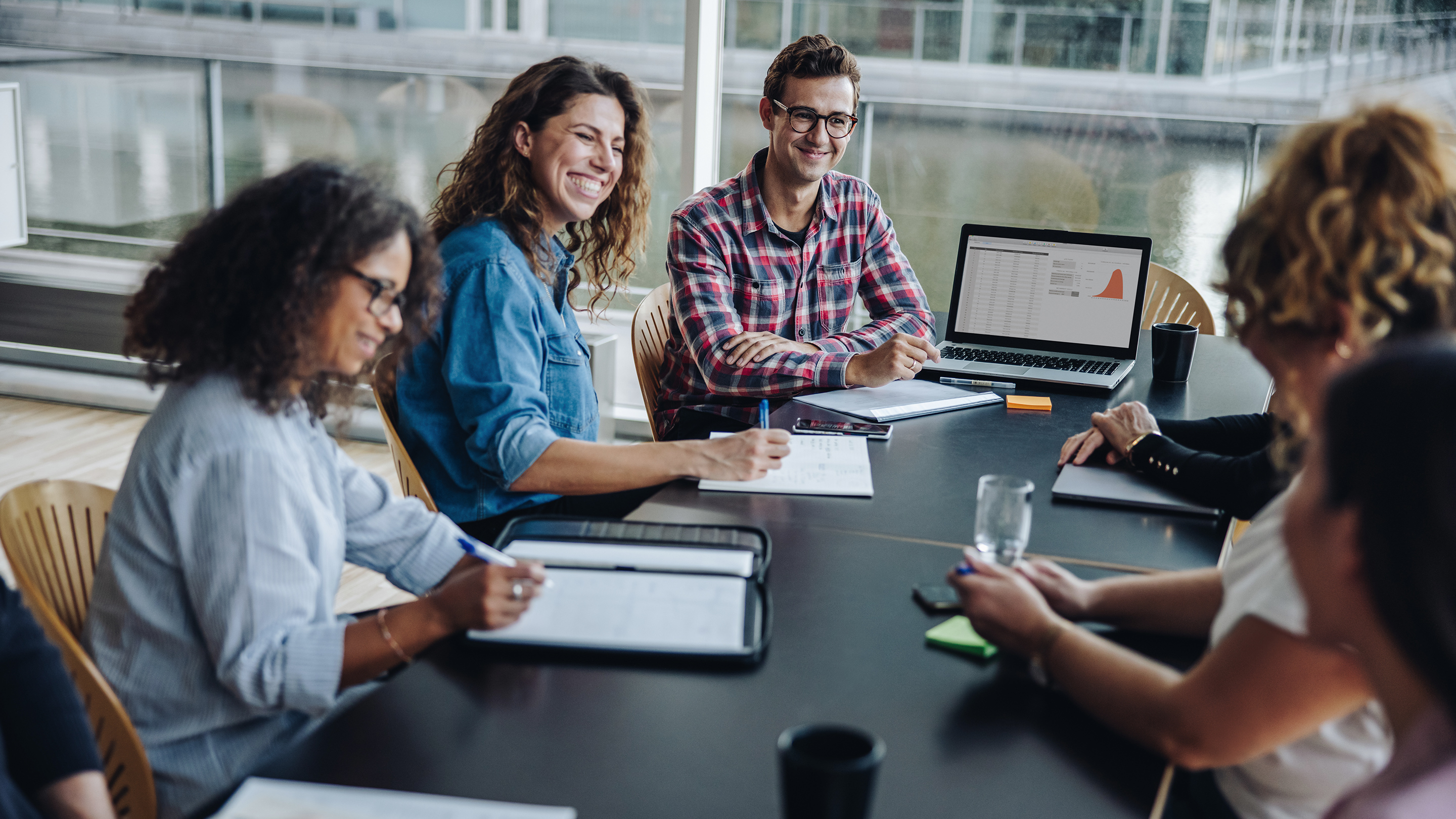 How To Build A Customer Community And Improve CX